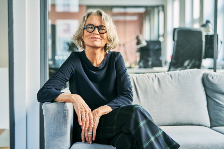 I’m 65 With $900k and No Pension. Here’s the Monthly Income That Actually Lasts 30 Years.